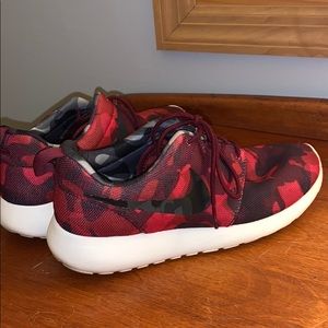 Nike Roshes